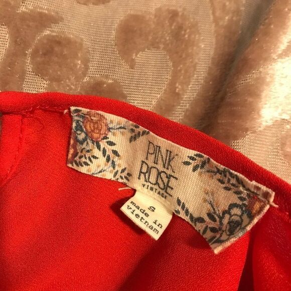 Pink Rose Red Scoop Neck Short Sleeve Blouse - Picture 7 of 7